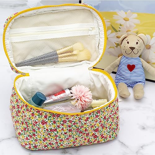 PAZIMIIK Quilted Makeup Bag Large Travel Zipper Soft Cosmetic Case for Women Girls Make Up,Little Flower