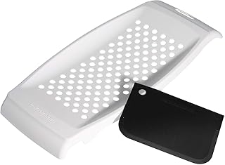 FACKELMANN Spätzlereibe mit Teigschaber, Spätzlehobel aus Kunststoff, Spätzlepresse mit Teigkarte (Farbe: Weiß), Menge: 1 Stück