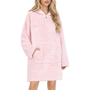 LYCY Womens Hooded Pullover Robe, Knee Length Plush Bathrobe, Soft Fluffy Lounger with Kangaroo Pocket