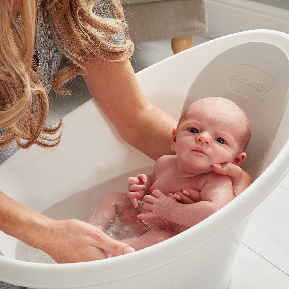 Newborn Baby Swallowed Bath Water - Newborn baby Newborn Baby Swallowed Bath Water - Newborn baby