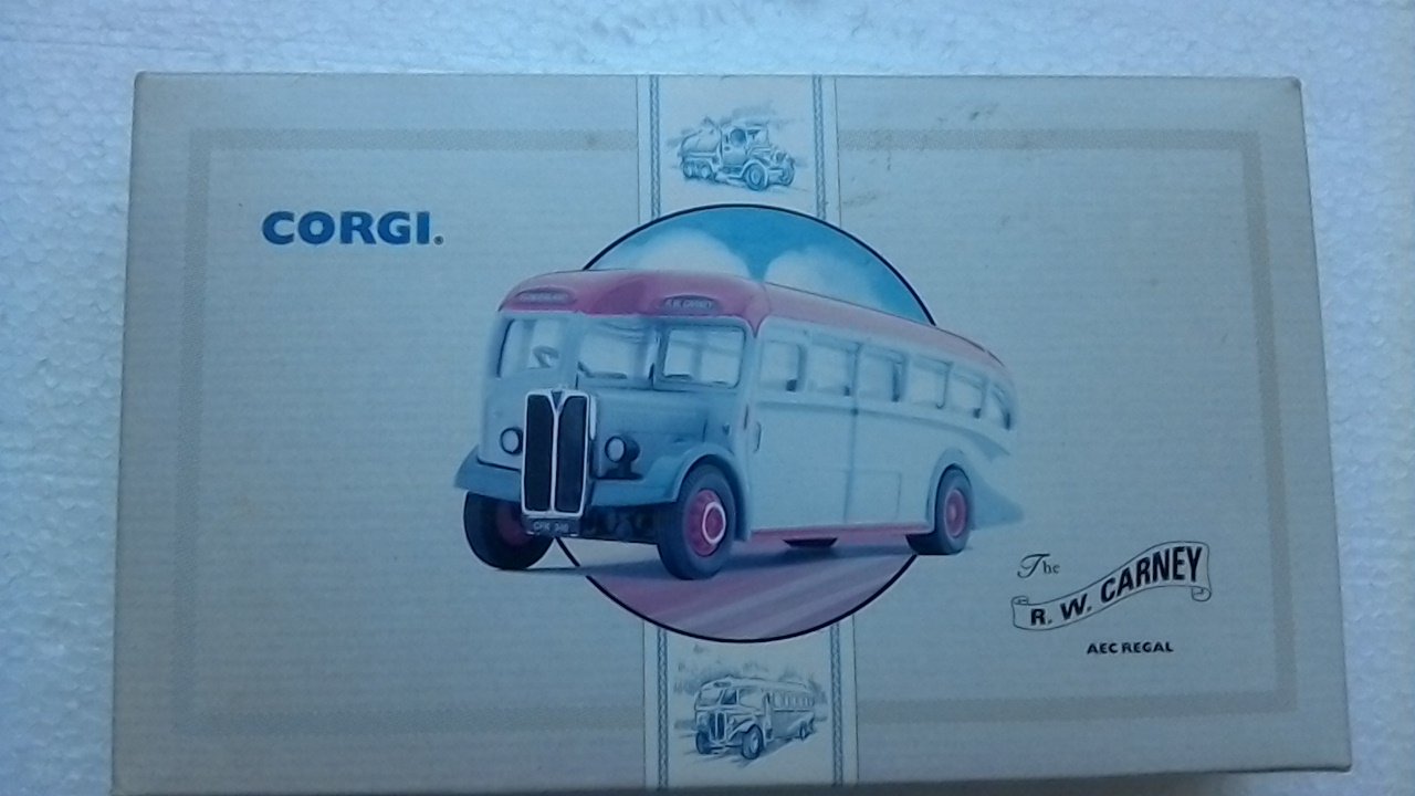 CORGI 1/50 SCALE A.E.C REGAL SINGLE DECK COACH R.W. CARNEY