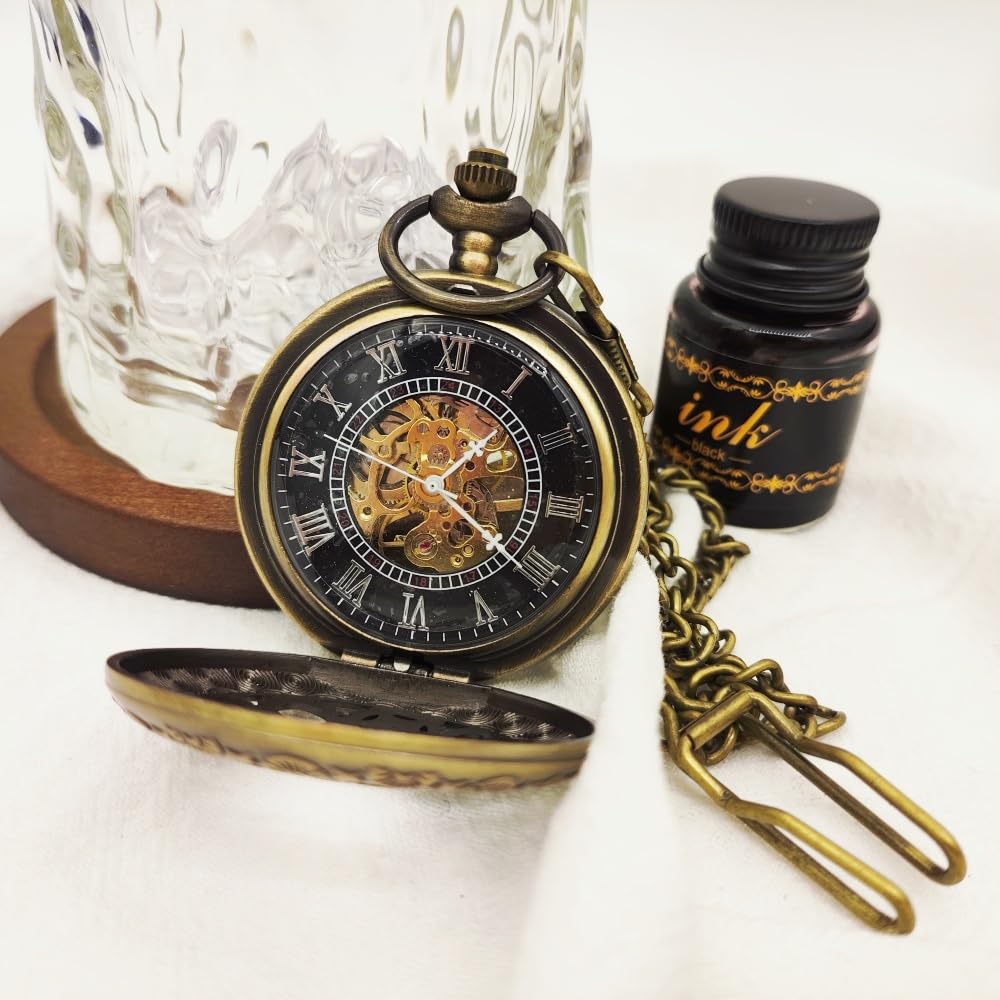plyrmonth Men's Black Mechanical Retro Pocket Watch, Classic Manual Winding Mechanical Pocket Watch, with Chain, Suitable for Various Holidays as a Thoughtful Gift.