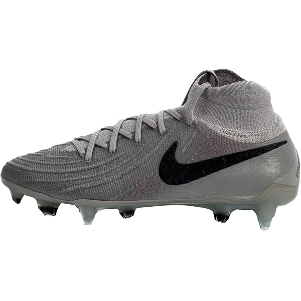 Amazon.com | Elite Nike Football Boots - Phantom Vsn DF SG-PRO AC