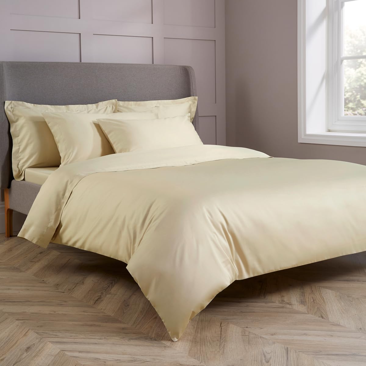 Christy 400TC King Size Duvet Cover Set | Gold | 100% Cotton | Silky Smooth and Soft Bed Linen | Luxury 400 Thread Count King Size Quilt Cover Set — image 1