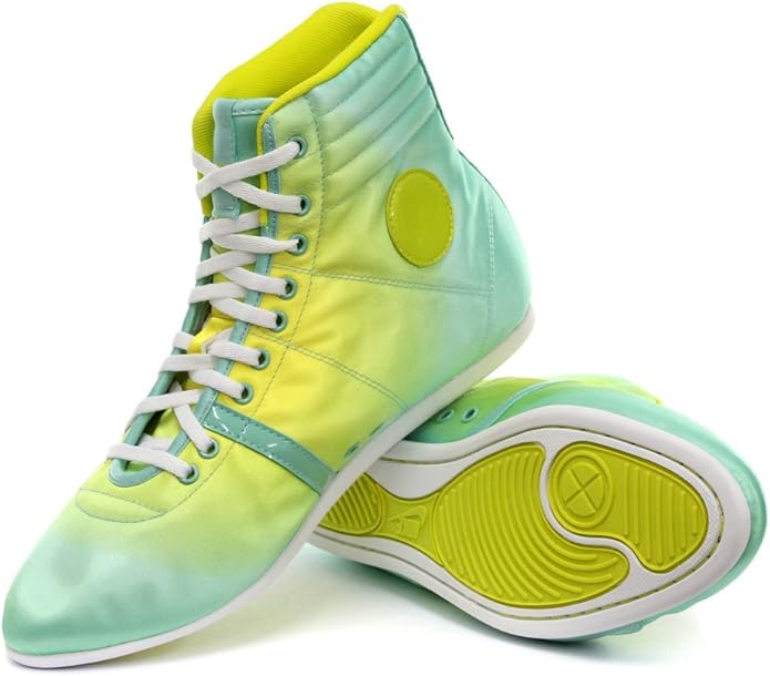 nike hijack mid womens trainers