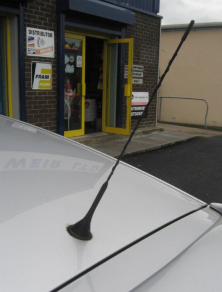 XtremeAuto Honda Jazz Black Genuine Replacement AM/FM Aerial Mast Antenna Roof Screw in Type Includes Sticker