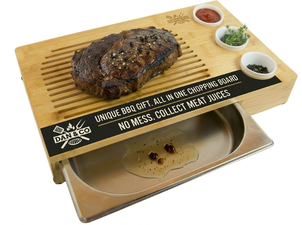 Dan&Co Large Bamboo Meat Carving Board with Steel Drip Tray and 3 Dip Pots, No Mess 48cm Wooden Chopping Board for Kitchen, Cutting, Resting, Serving Steak, Cheese, Bread, Unique BBQ Gift