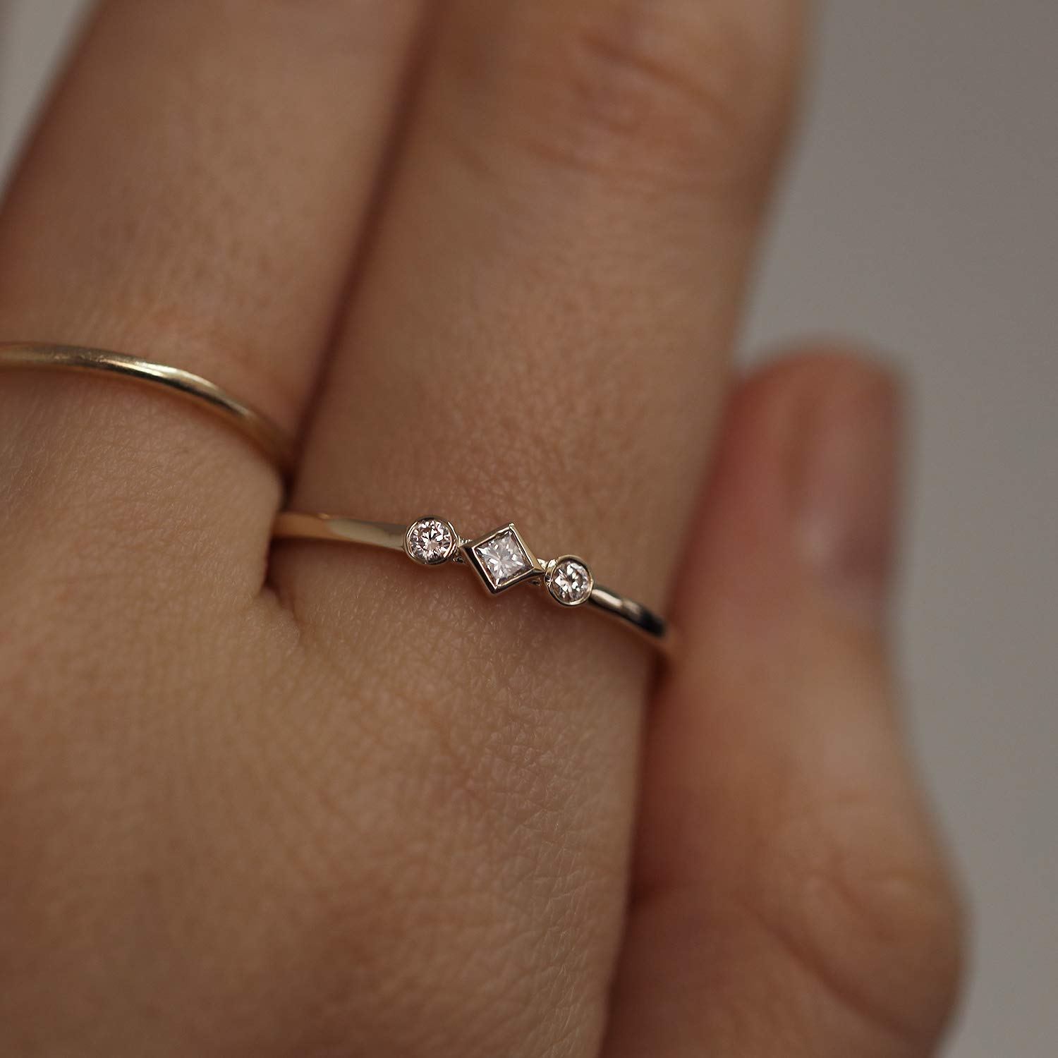 Minimalist Wedding Ring Set Curved Wedding Band Diamond Etsy