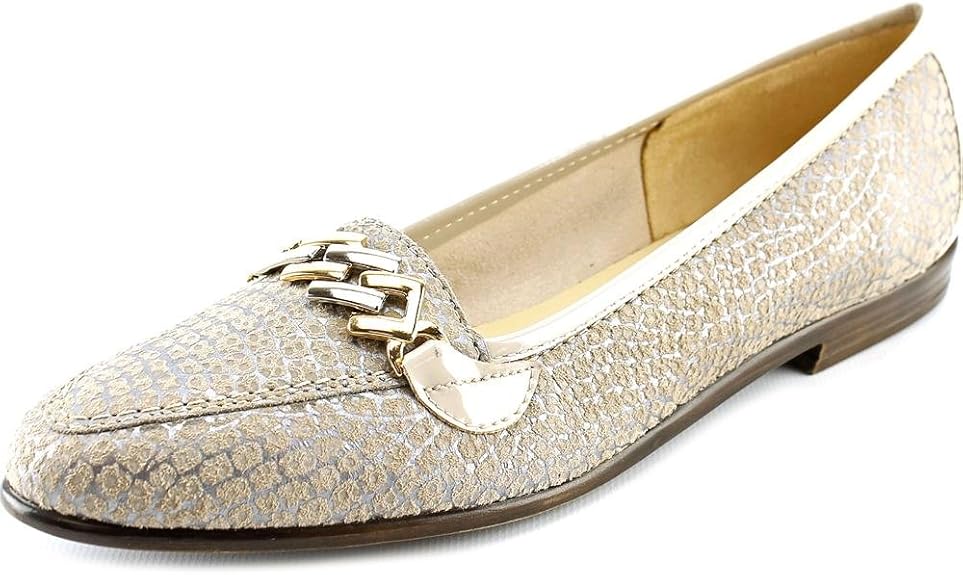 Amalfi By Rangoni Oste Pointed Toe Suede