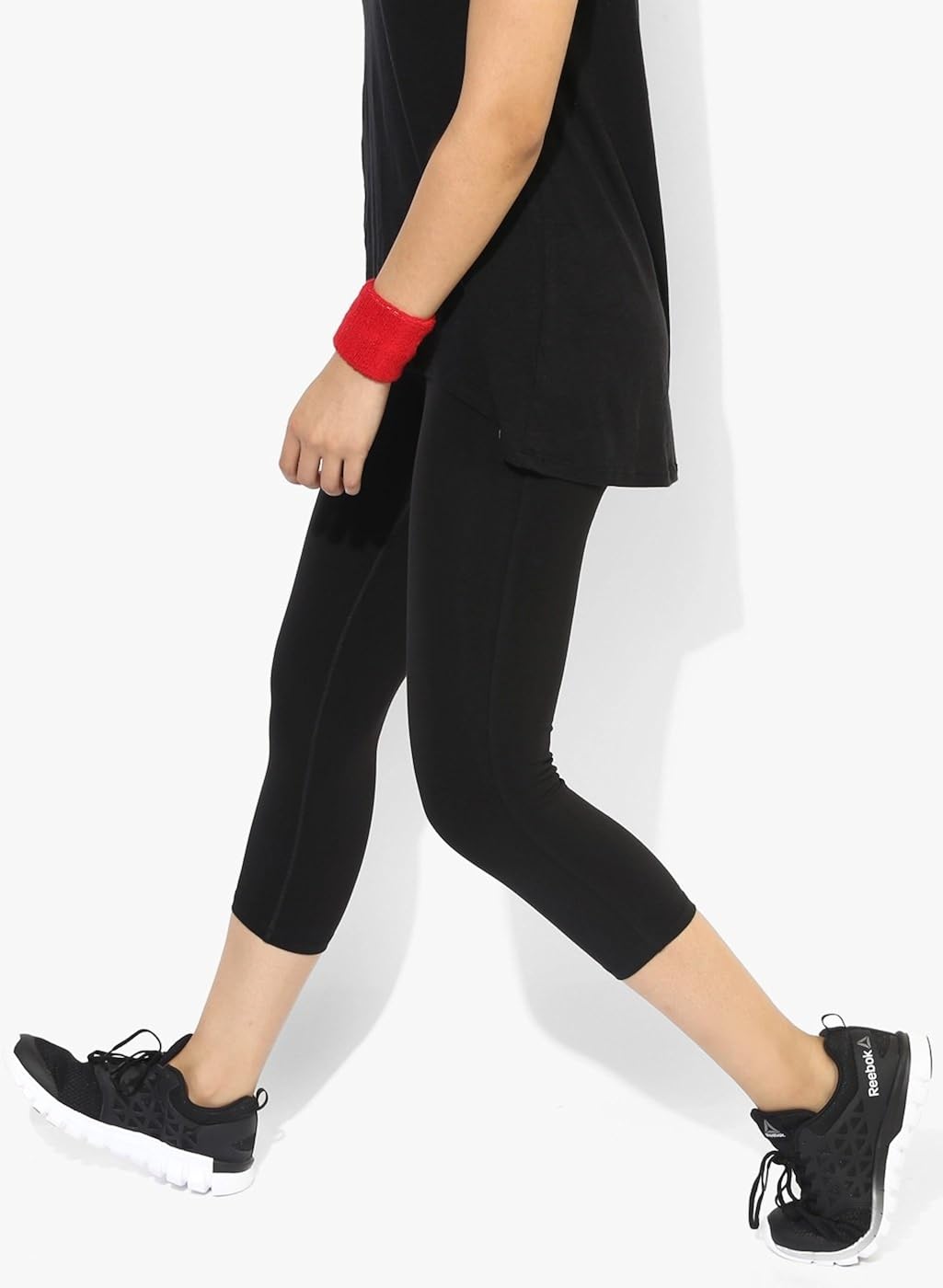 satva - women yoga/sports/fitness activities capri