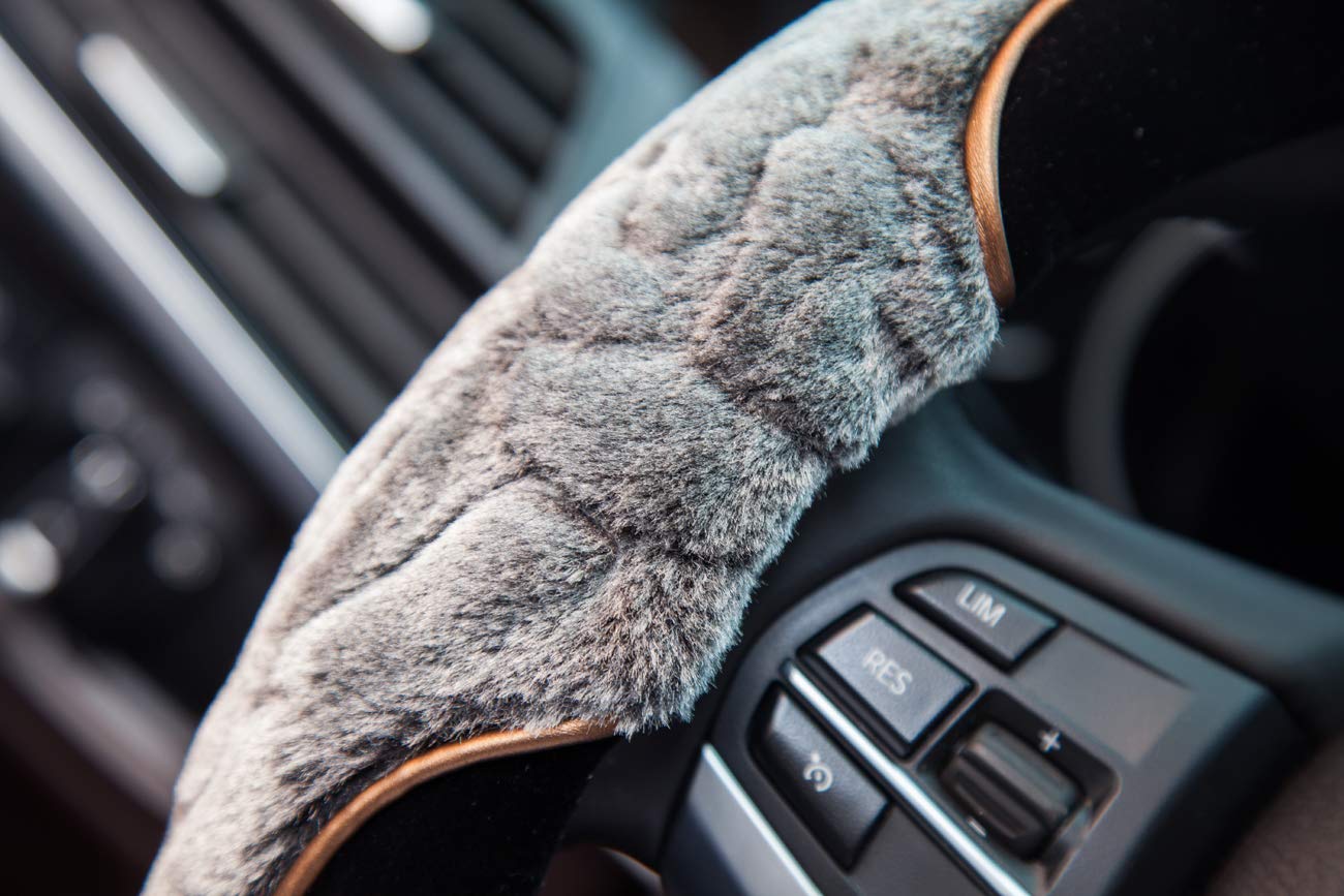 Best-Shops Warm Soft Plush Wool Steering Wheel Cover Furry Fluffy Car Accessory