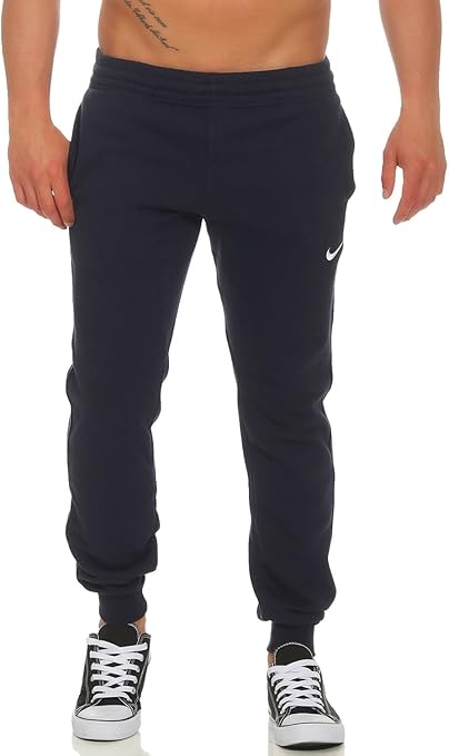 nike club cuffed fleece