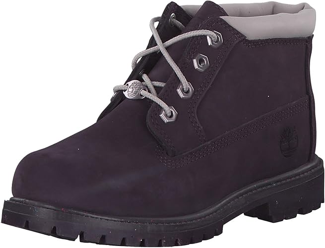 nellie chukka black