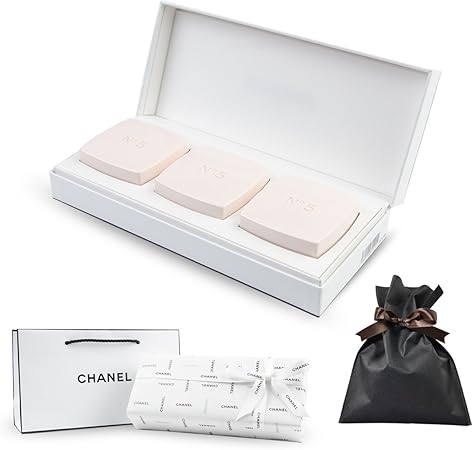 Amazon セット品 ギフトラッピング済 Chanel シャネル 国内正規品 N 5 サヴォン ギフトコレクション 石鹸 3個セット シャネルショップバッグ付 ボディソープ Chanel 固形せっけん 通販