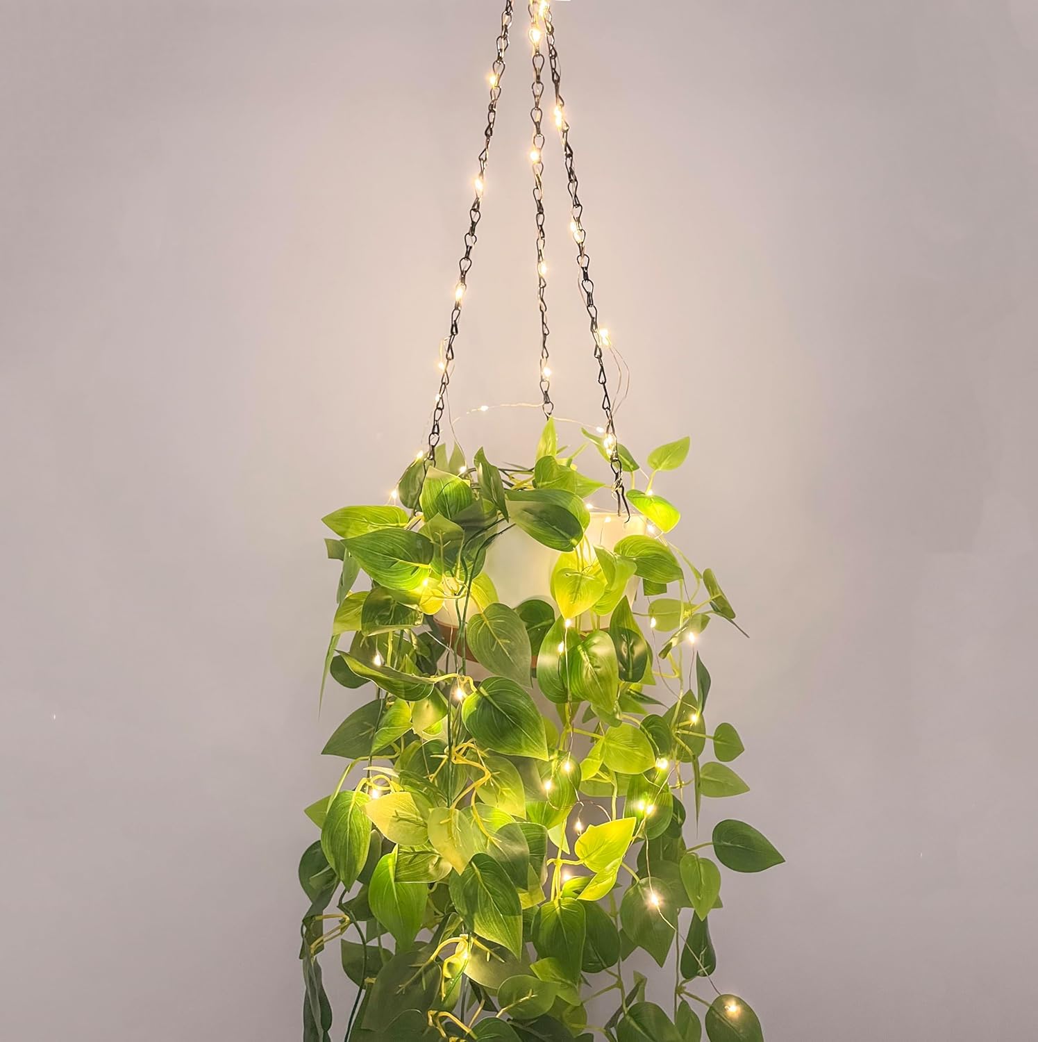2 Pcs Artificial Hanging Plants with Hanging Plant Pot, Fake Ivy Vine Hanging Basket Hanging Plant Pots Indoor with 2pcs Strings Light Hanging Plant Pot for Wall Home Garden Office Boho Decor