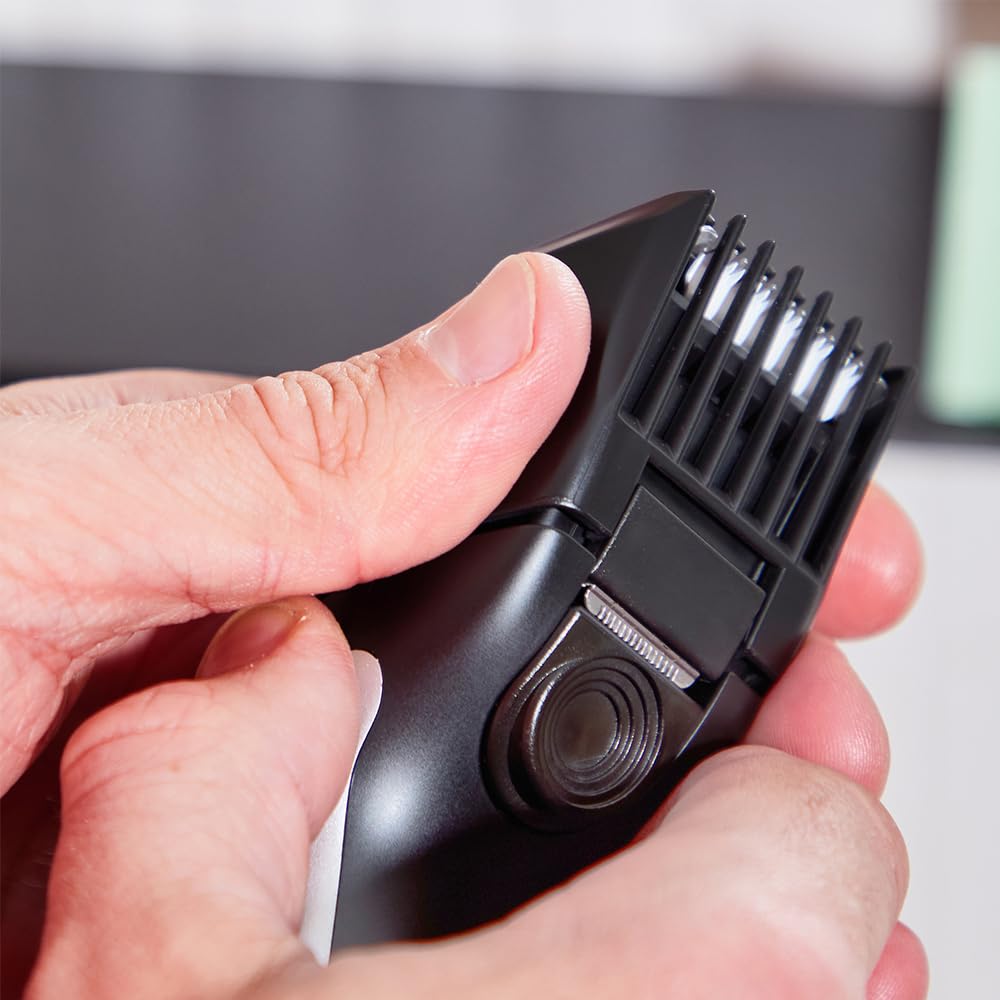 Remington Barttrimmer Herren [selbstschärf. Keramik Klingen/0,4-18mm] Bartschneider Set (Einstellrad mit 9 Längeneinstellungen ab 1,5mm, Netz-/Akkubetrieb, LED Ladeanzeige, Langhaarschneider) MB320C 5