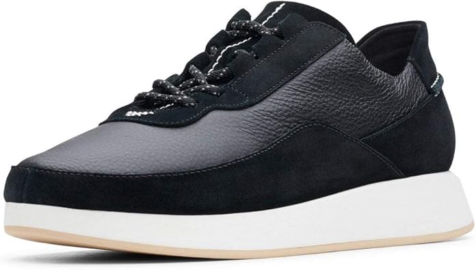 clarks kiowa pace black