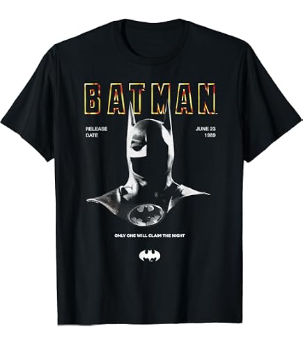 Amazon.com: Batman 1989 Batwing Moon T-Shirt : Clothing, Shoes