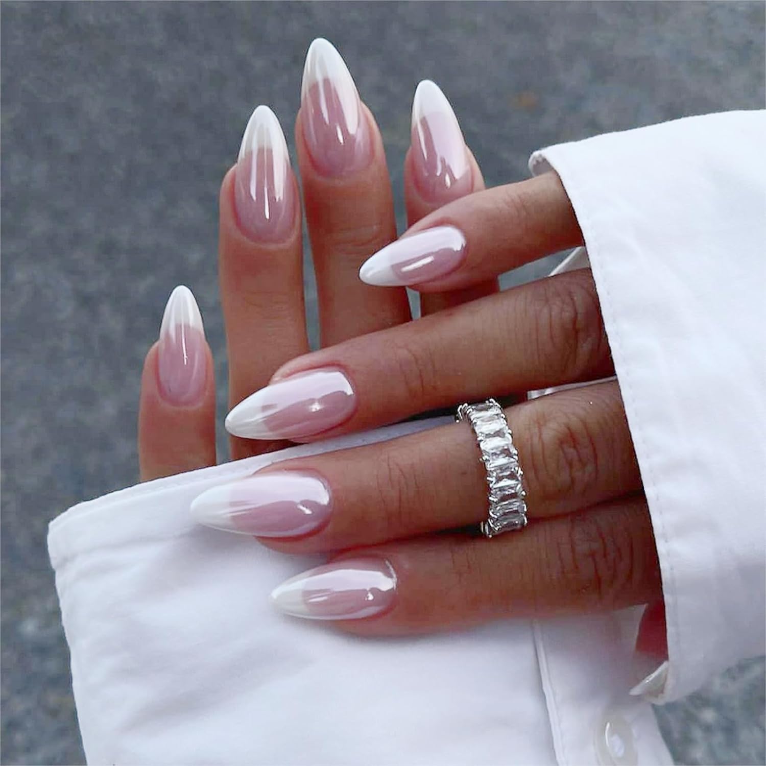 JUSTOTRY 24 Pcs Aurora Almond Short False Nails Pattern,White and Pink Press on Nails,Glossy Chrome Fake Nails Medium for Nail Art,French Oval Stick on Nail for Women Gifts