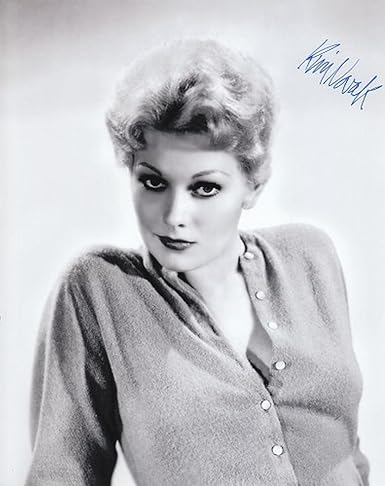 Amazon 直筆サイン キム ノヴァク Kim Novak オブセッション 愛欲の幻 1991 新ヒッチコック劇場 1985 Tv クリスタル殺人事件 1980 ジャストアジゴロ 1978 ホワイトバッファロー 1977 異界への扉 1973 空かける強盗団 1969 女の