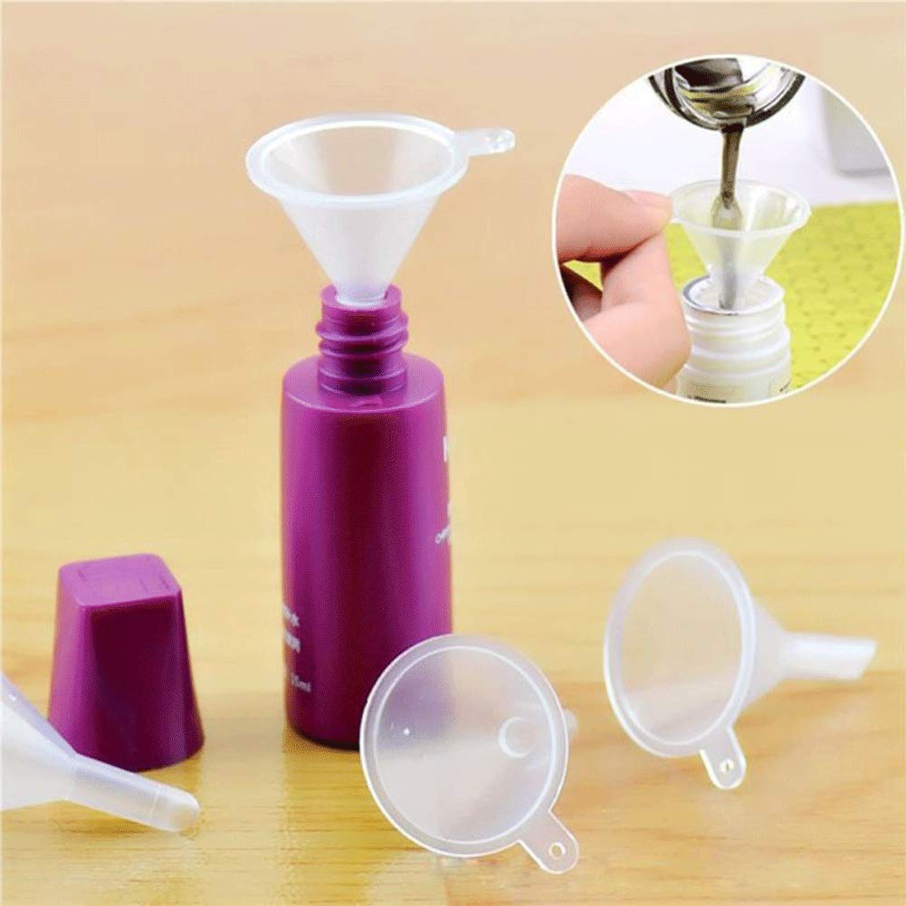 Mini  Plastic Funnels, 50PCS Small Clear Funnels for Art Sand Bottle Filling Perfumes Lab Bottle Essential Oils Arts  Crafts Supplies
