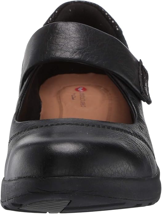 un adorn strap clarks