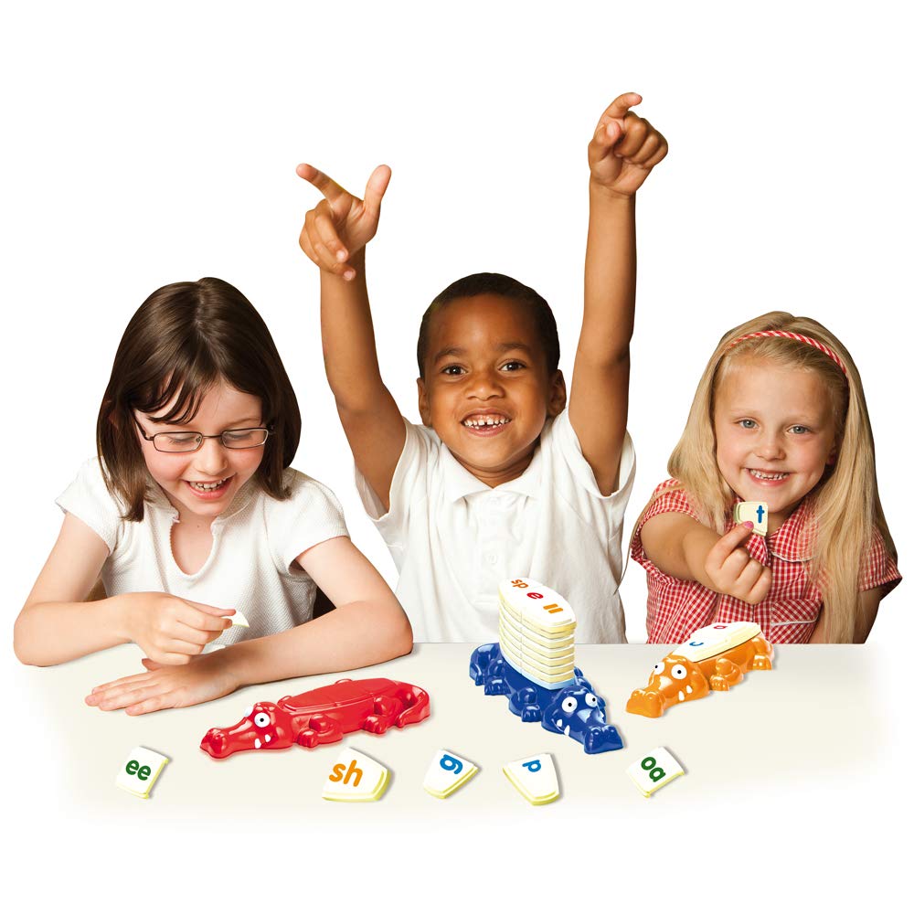 Roll the dice. Junior learning. Junior learning. Spelligator for kids. Didactic games.