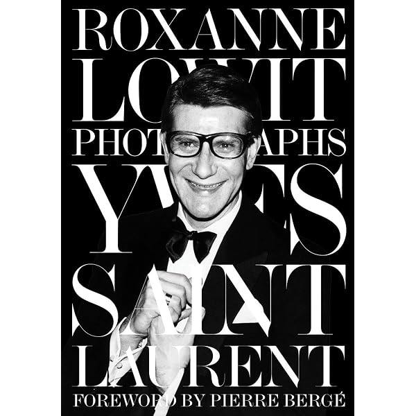 Yves Saint Laurent: Saint Laurent, Yves: 9780870993602: Amazon.com