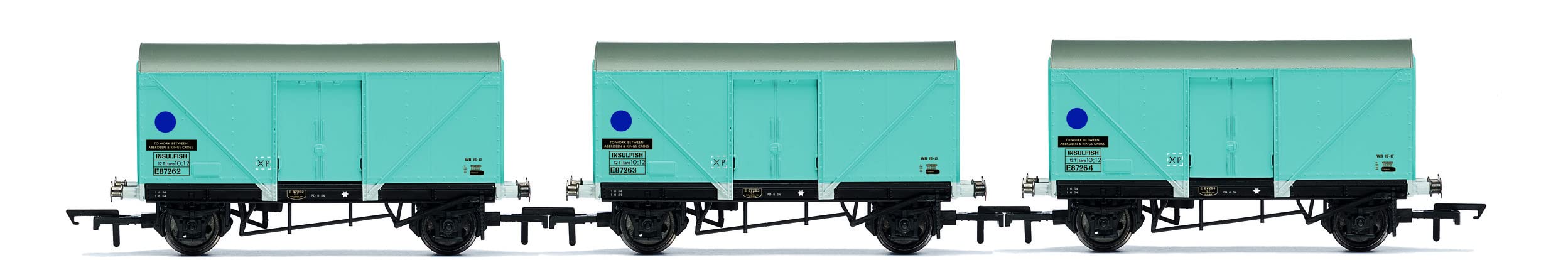 Hornby 12T Fish Van, Three Pack, BR - Era 6. Wagons & Wagon Packs.