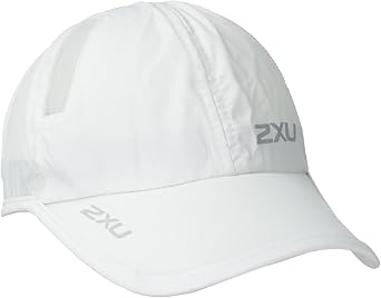 2xu running hat
