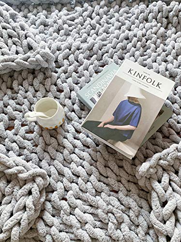 Twomissone Luxury Chunky Knit Chenille Bed Blanket Large Knitted Throw Blanket Warm Soft Cozy Bulky Blankets for Cuddling up in Bed, on The Couch or Sofa (50\