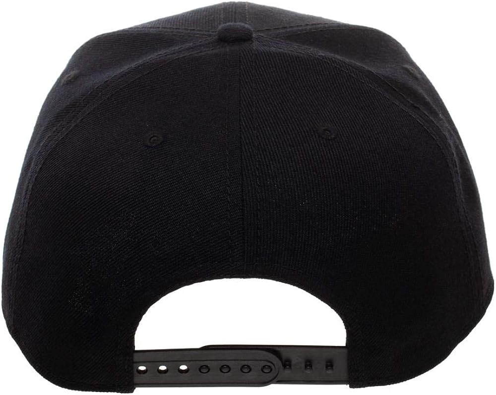 Amazon Com Black Clover Golden Dawn Crest Snapback Hat Clothing