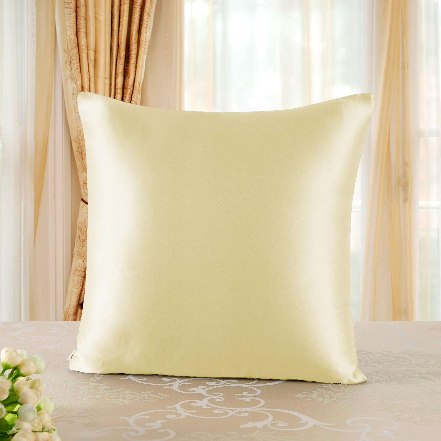 townssilk Silk Pillowcase 100% 19 mm Pure Mulberry Silk, Double-Sided Silk, for Hair Skin Health, Silk Pillowcase with Hidden Zip, 1 Piece, 80 x 80 cm, Light Yellow