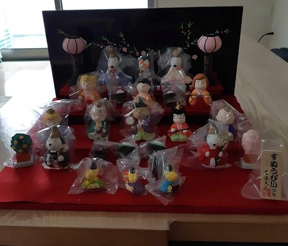 Amazon スヌーピー雛人形 段かざり 平飾り ホビー