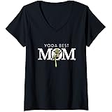 Womens Star Wars Yoda Best Mom Lightsaber Mother’s Day Gift V-Neck T-Shirt
