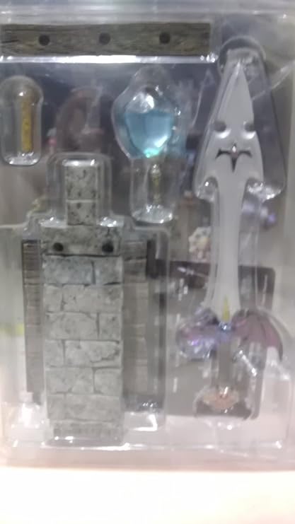 Amazon Co Jp ドラゴンクエスト レジェンドアイテムズギャラリー 天空の装備編 ラミアスの剣 賢者の石 ホーム キッチン