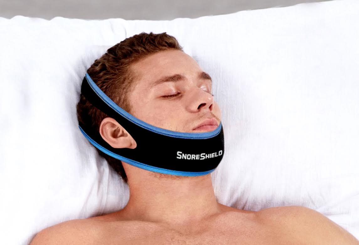 SnoreShield™ Adjustable Anti Snoring Chin Strap – Snore Stopper Sleep Aid – Instant Stop Snoring Solution - Natural Snore Relief : Beauty