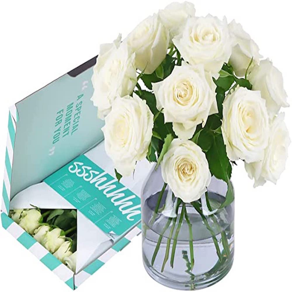BloomPost White Roses - Letterbox Gift - Fresh Flowers Delivered - Bouquet Perfect for Mothers Day, Birthdays, Anniversaries and Thank You Gifts - Next Day Free UK Delivery
