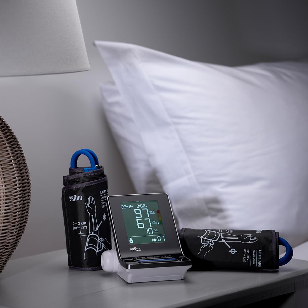Braun ExactFit 3 Oberarm-Blutdruckmessgerät | Klinisch nachgewiesene Präzision | Farbcodierte Anzeige | 2 Manschettengrößen | Für den nicht-kommerziellen Gebrauch | BUA6150 6