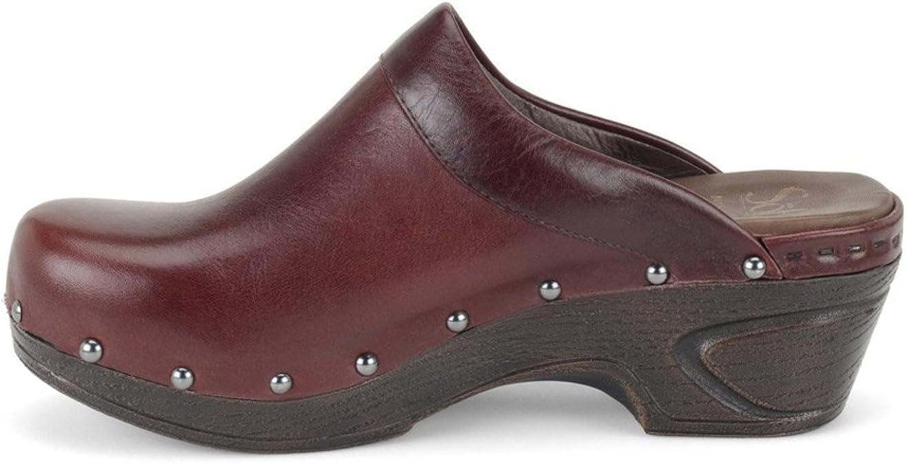 sofft shoes clogs