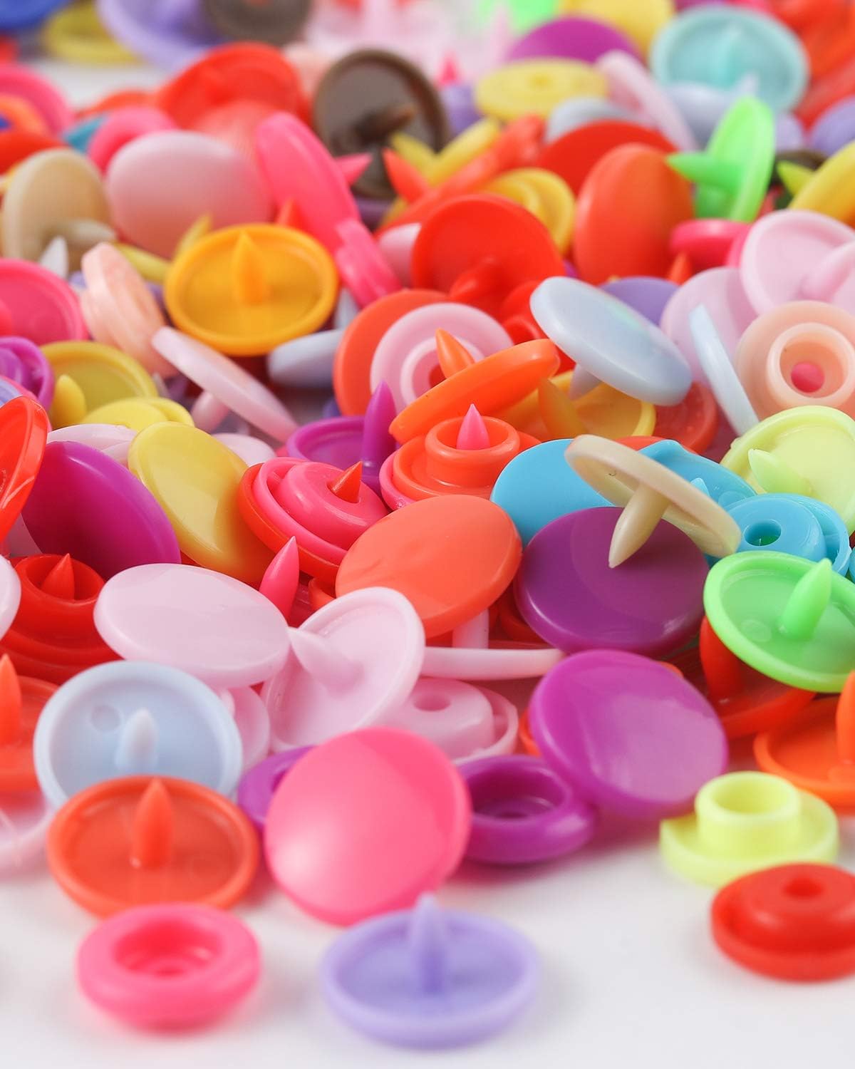 MSDADA Snaps Buttons Snap Pliers, 400 Sets 24-Colors T5 Plastic Buttons, No-Sew Starter Fasteners Kit for Sewing, Crafting, Clothing and Baby Diaper Bibs