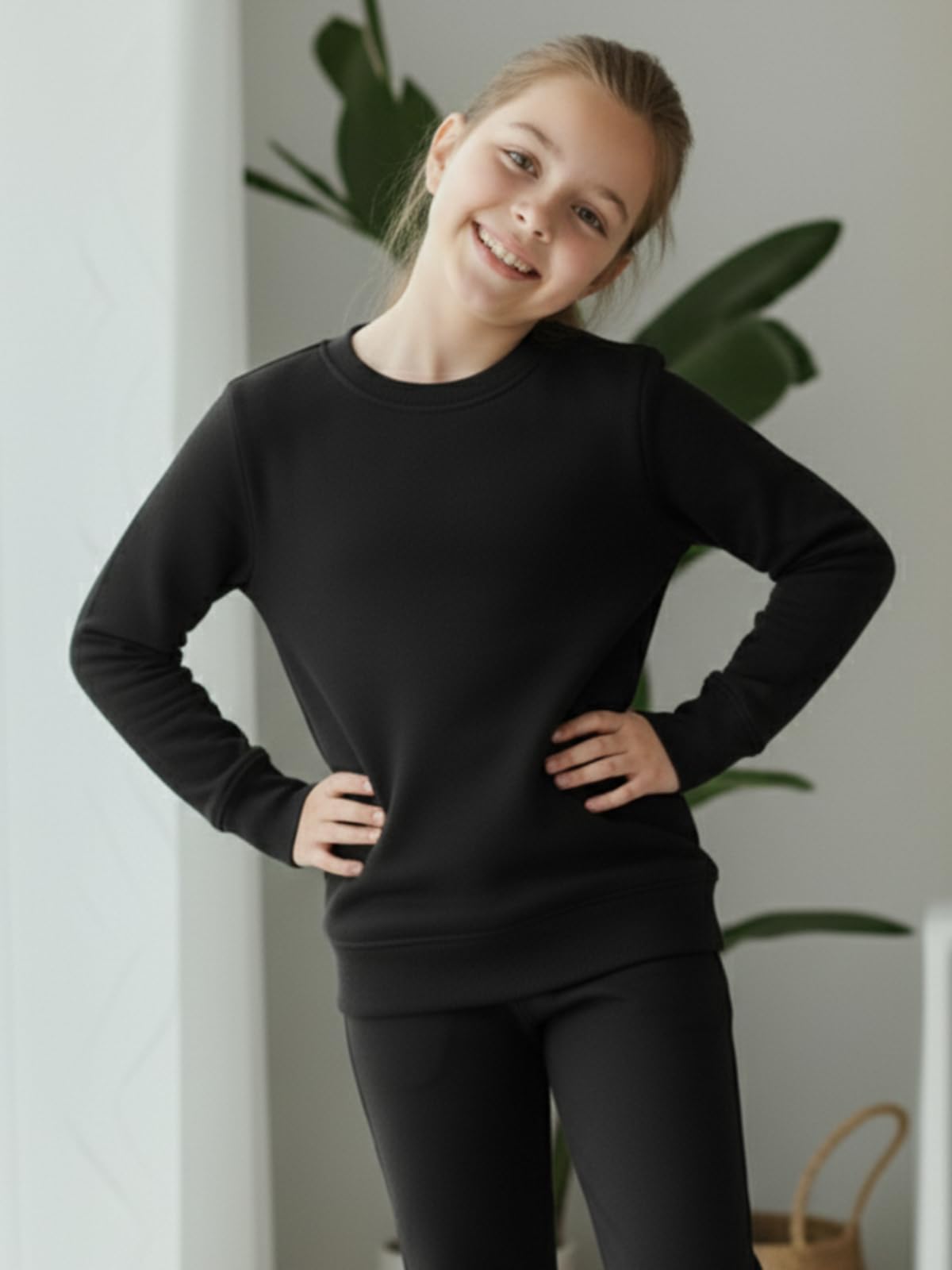 Lux Cottswool Girl's Pack of 1 Black Winter wear Thermal Full Sleeves Round Neck Body Warmer top (Size : 73cm) 4