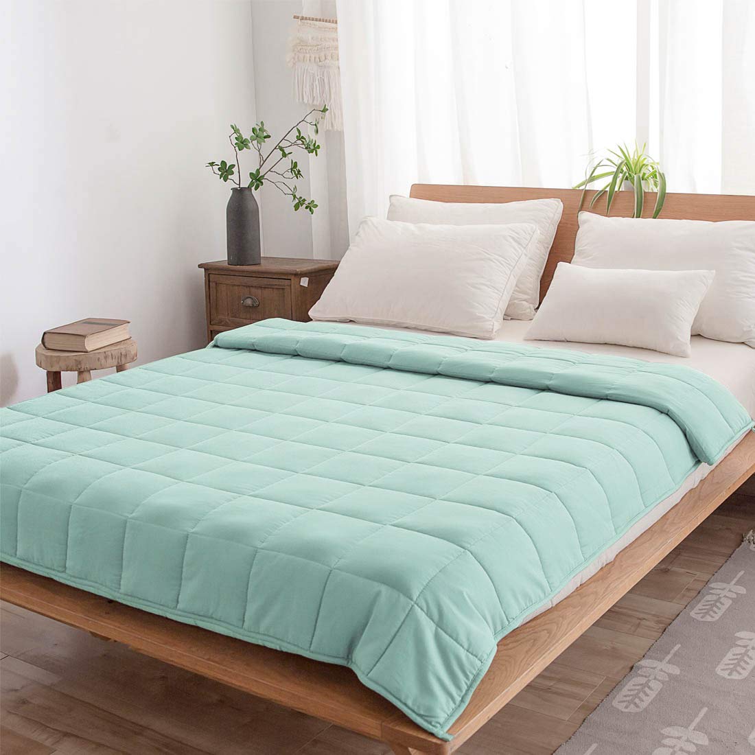 BESC Summer 15lbs Cooling Silky Weighted Blanket for Kids Adult - 48x72 inches Heavy Sensory Blanket - Good for Sleep for Adult 130 to 170 lbs Individual Mint Green