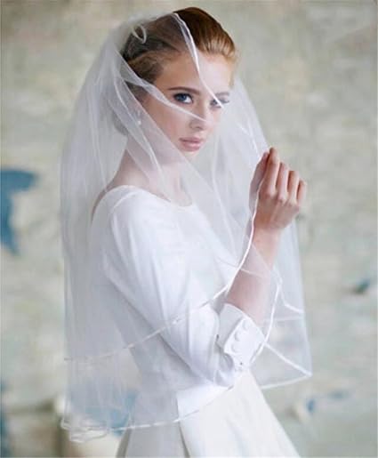 Amazon Com Elegence Z Bridal Veil Short Edging Simple Veil Party