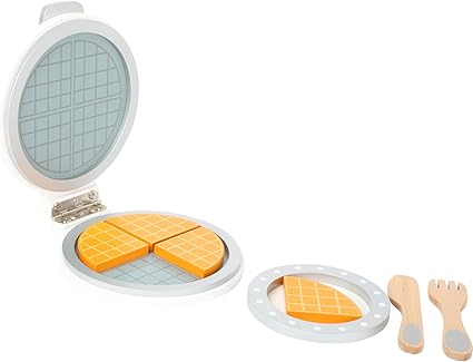 wooden toy plates and cutlery