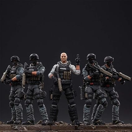 1 18 action figure accessories