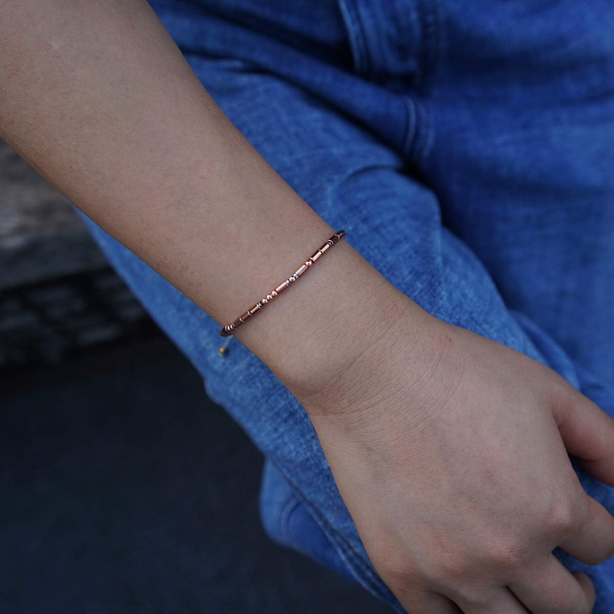 RareLove Strength Morse Code Bracelets Be Strong Inspirational Encouragement Friendship Gift For Women Girls Rose Golden Beads Grey String Bracelet: Clothing