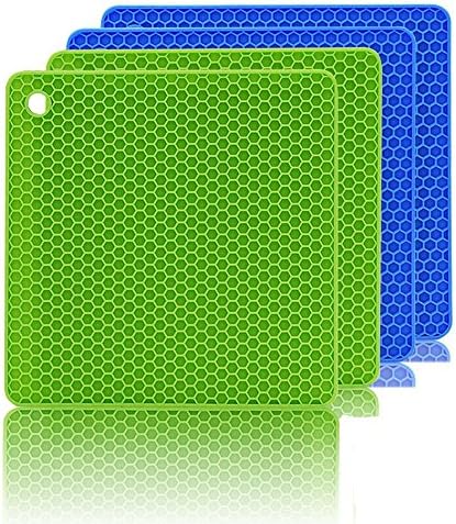 Rhumen Set of 4 Square-Shape Silicone Non-slip Pot Holder / Trivet Mat / Coaster / Placemat. (Square)