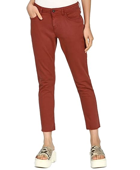 slim fit mid rise jeans