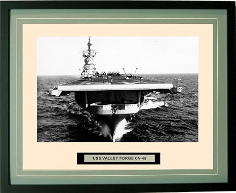 Amazon Co Jp 海軍emporium Uss Valley Forge Cv 45 Framed フォト Engraved出荷名前 ダブルマット 写真 16 X 71 Cv45 W X 16 H グリーン ホーム キッチン